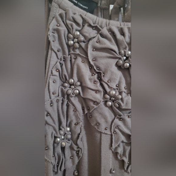 INC International Comcepts Bead Embroided Top. Size M - Picture 5 of 9